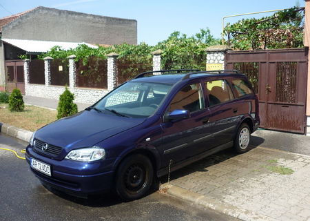 astra G 1.6 benz excelent