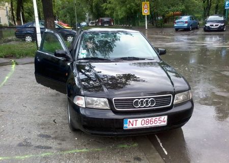 Audi A4 1.6