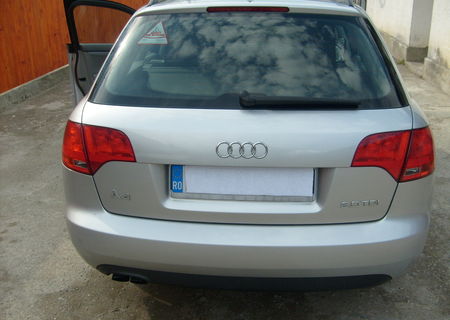 AUDI A4 2005