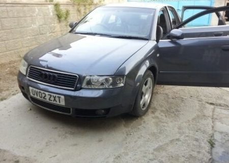 Audi A4 2500 V6