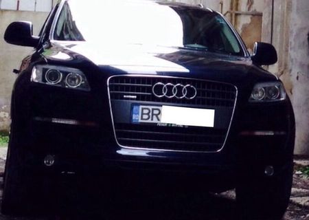 Audi Q7 impecabil