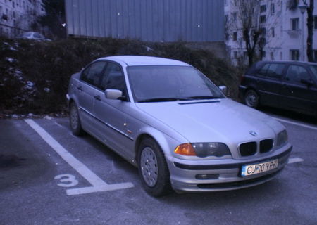 autoturism BMW 320