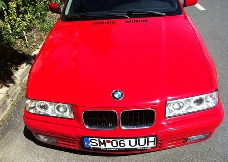 BMW 316i  rosu