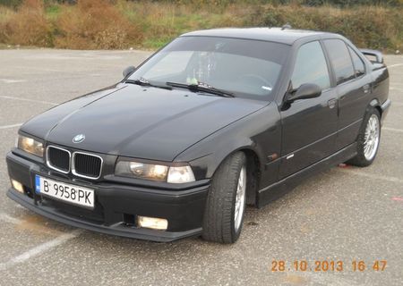 bmw 318 is din 1995