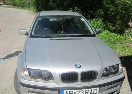 BMW 318i cu volan pe dreapta