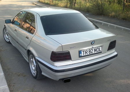 Bmw 320, 1992