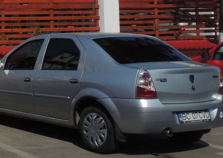 Dacia Logan (5 locuri) de vanzare. Stare IMPECABILA