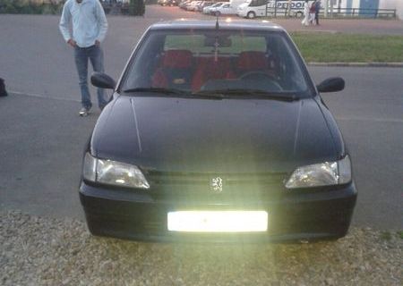 DAU LA SCHIMB PEUGEOT 306