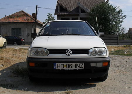 De vanzare Golf 3