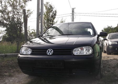 de vanzare golf 4