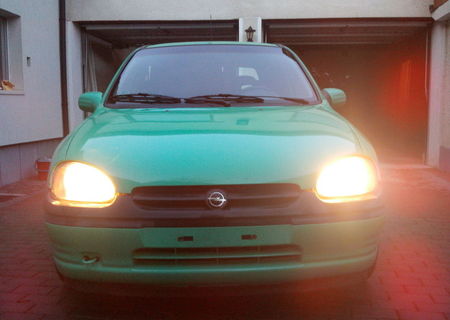 De vanzare Opel Corsa 1.2 Model Atlanta