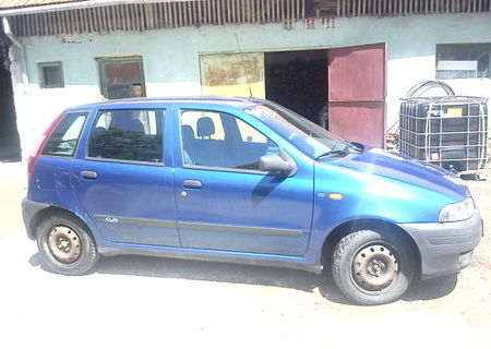 FIAT PUNTO 1999 4 USI