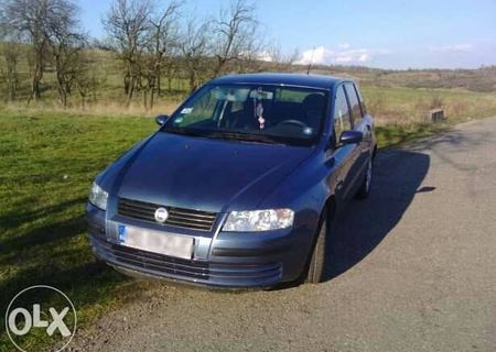 Fiat Stilo 1, 6 16 valve 2003   2400 Euro neg 