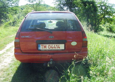  FORD ESCORT COMBI