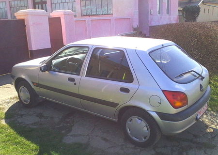 ford fiesta 2002