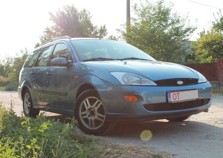 Ford Focus 1. 6 (taxa mica)