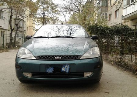 ford focus 2000