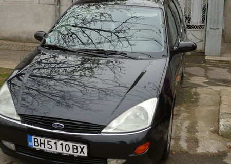 ford focus 2000