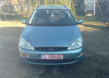 ford focus anu 2001