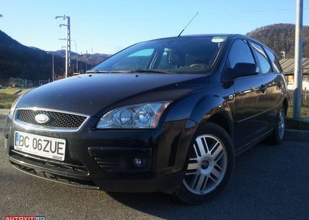 FORD FOCUS GHIA 2007