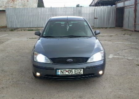 FORD MONDEO GHIA