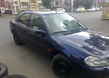 Ford Mondeo Ghia Exclusive 