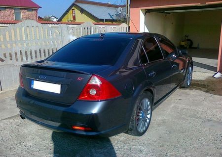 ford mondeo st