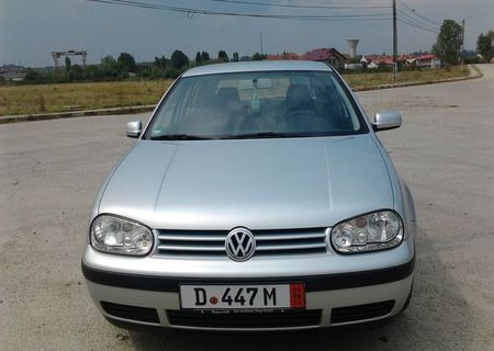 GOLF 1,6 F S I