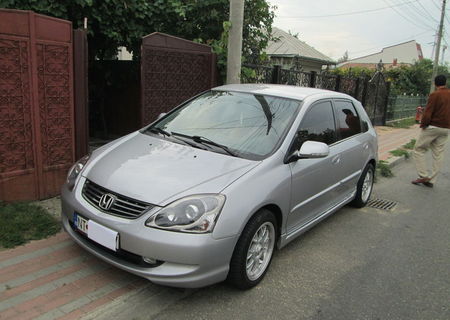 Honda Civic 1.7 CDTI