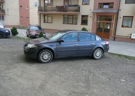 Megane 2 limusine  saloon