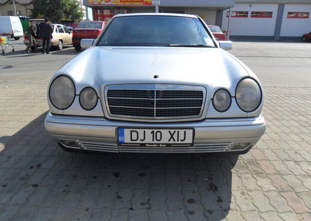 Mercedes-Benz E200 Benzina,Inmatriculata