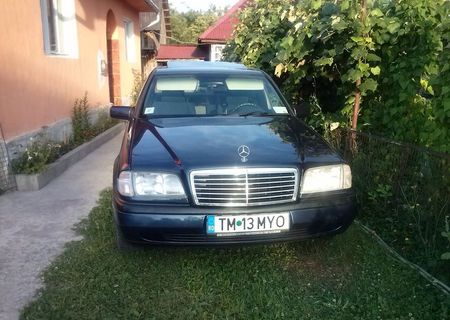 Mercedes C 180