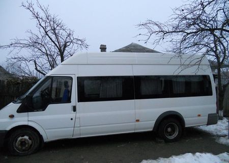 Microbuz Ford Tranzit 2005, 16 locuri