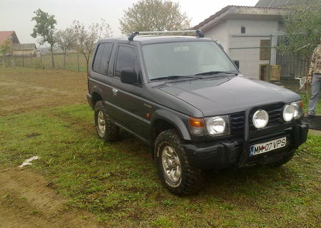 MITSUBISHI PAJERO 2,5 TD