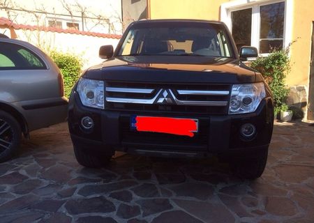 Mitsubishi pajero impecabil