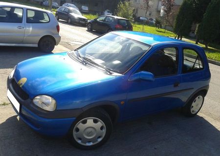 OCAZIE!OPEL CORSA ECOTEC 1.0L DIN 2001 CLIMA!