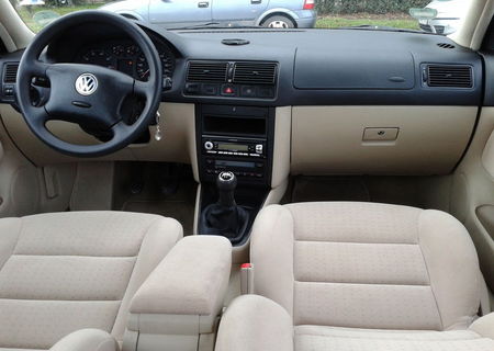 OCAZIE!VW GOLF IV.1.4L IMPECABIL