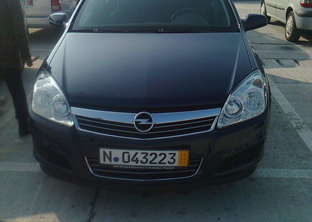 OFERTA=VAND OPEL ASTRA H 1.7 CDTI BREAK SAU SCHIMB