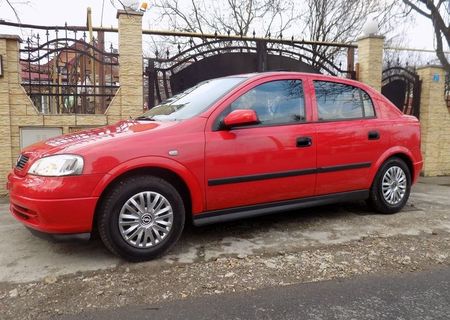 Opel Astra 1.6i