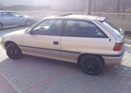 Opel Astra 1.6i