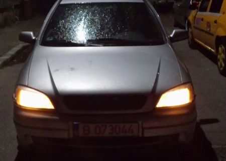 opel astra 