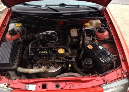 Opel Astra An 1997 Motor 1,6