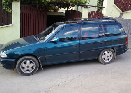 Opel Astra Caravan