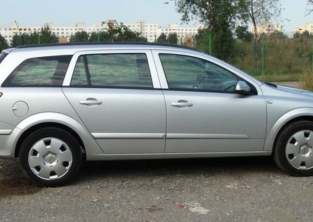 Opel Astra Caravan