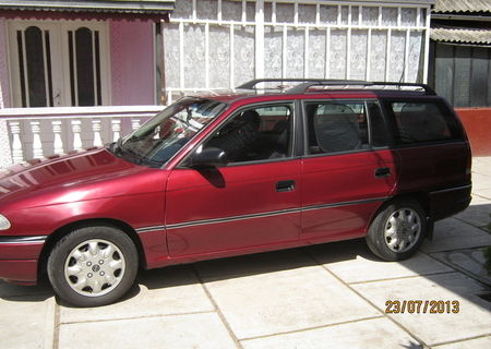 opel astra caravan