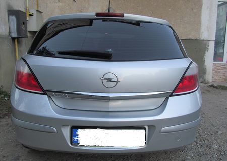 OPEL ASTRA H