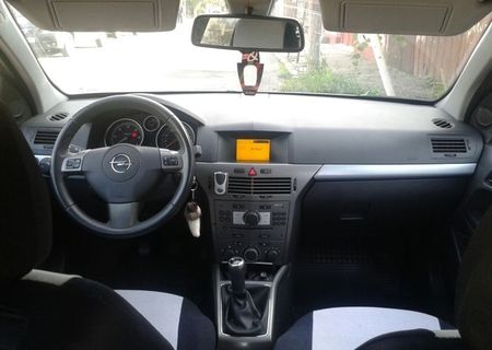 Opel Astra H