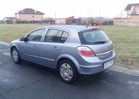 Opel  Astra H