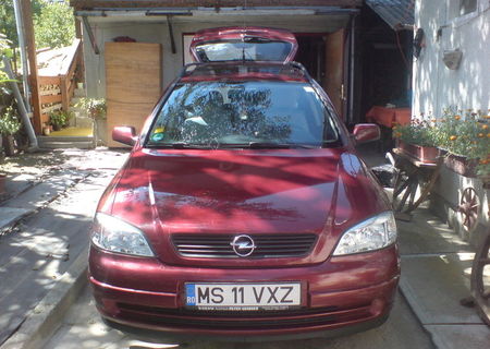 Opel Astra model 1999