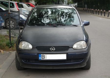 Opel Corsa B 1.0 12V